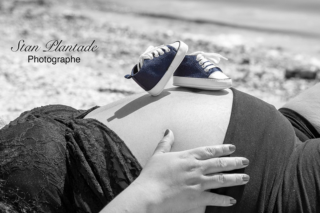 photo grossesse sur la plage - Stan Plantade Photographe